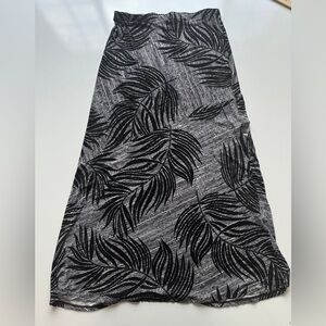 NWT Matty M Black White Tropical Palm Soft Stretch Flowy Maxi Skirt Womens Large